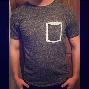 Men’s pocket tee